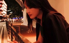 八重神子拿黄瓜擦自己